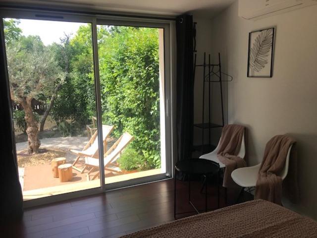 איל-סור-לה-סורג La Maison 1440 מראה חיצוני תמונה